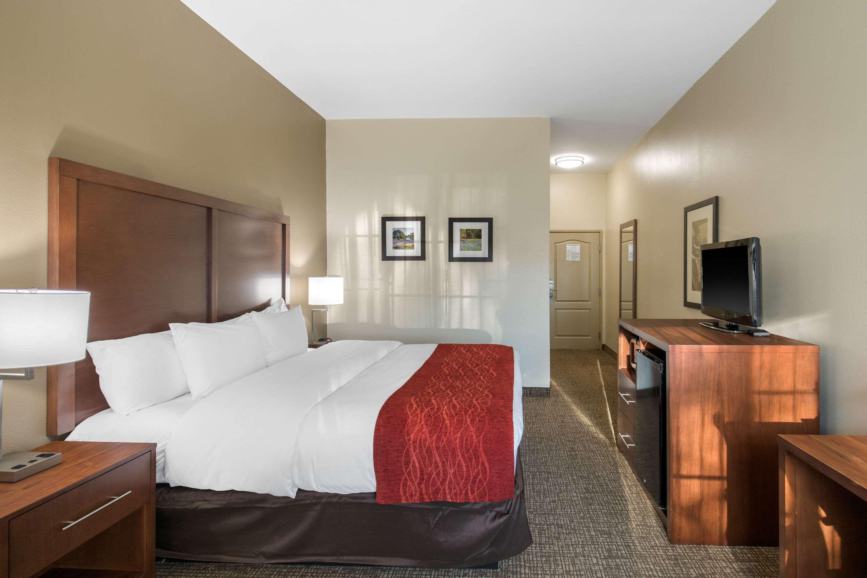 Hotel Comfort & Duncanville Cedar Hill
