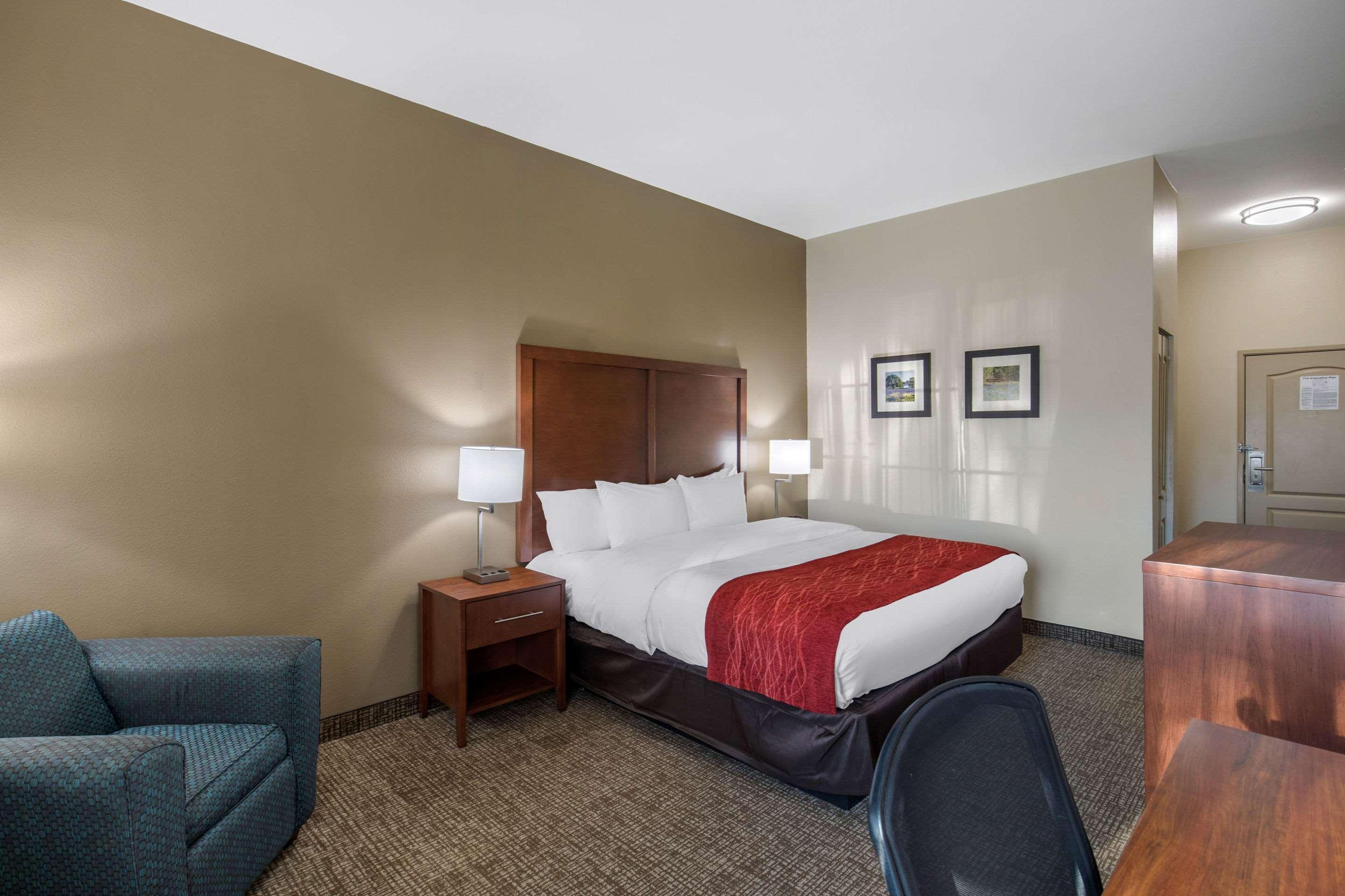 Comfort & Duncanville Hotel Cedar Hill